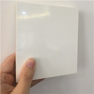 Panel Dinding Resin Poliester Bertetulang Gentian Optik