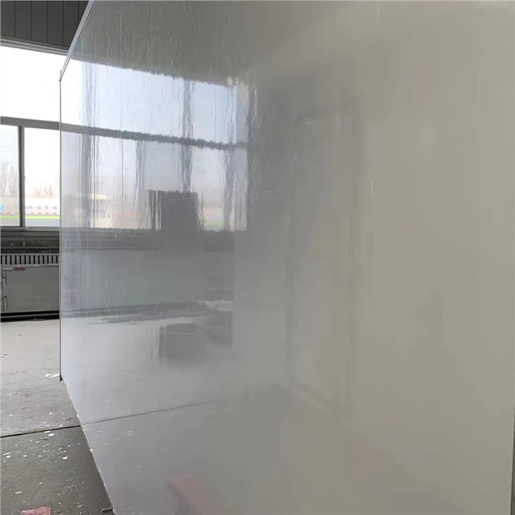 Panel Dinding Gentian Kaca Jelas Rumah Hijau